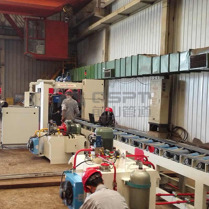 Differential Pipe Cutting & Beveling Machine