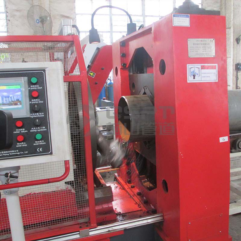 Numerical Control Pipe End Beveling Machine (Top & Bottom Asynchronous Centering Clamp)